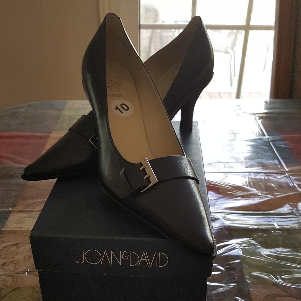 New Joan & David Leather Navy Blue Shoe